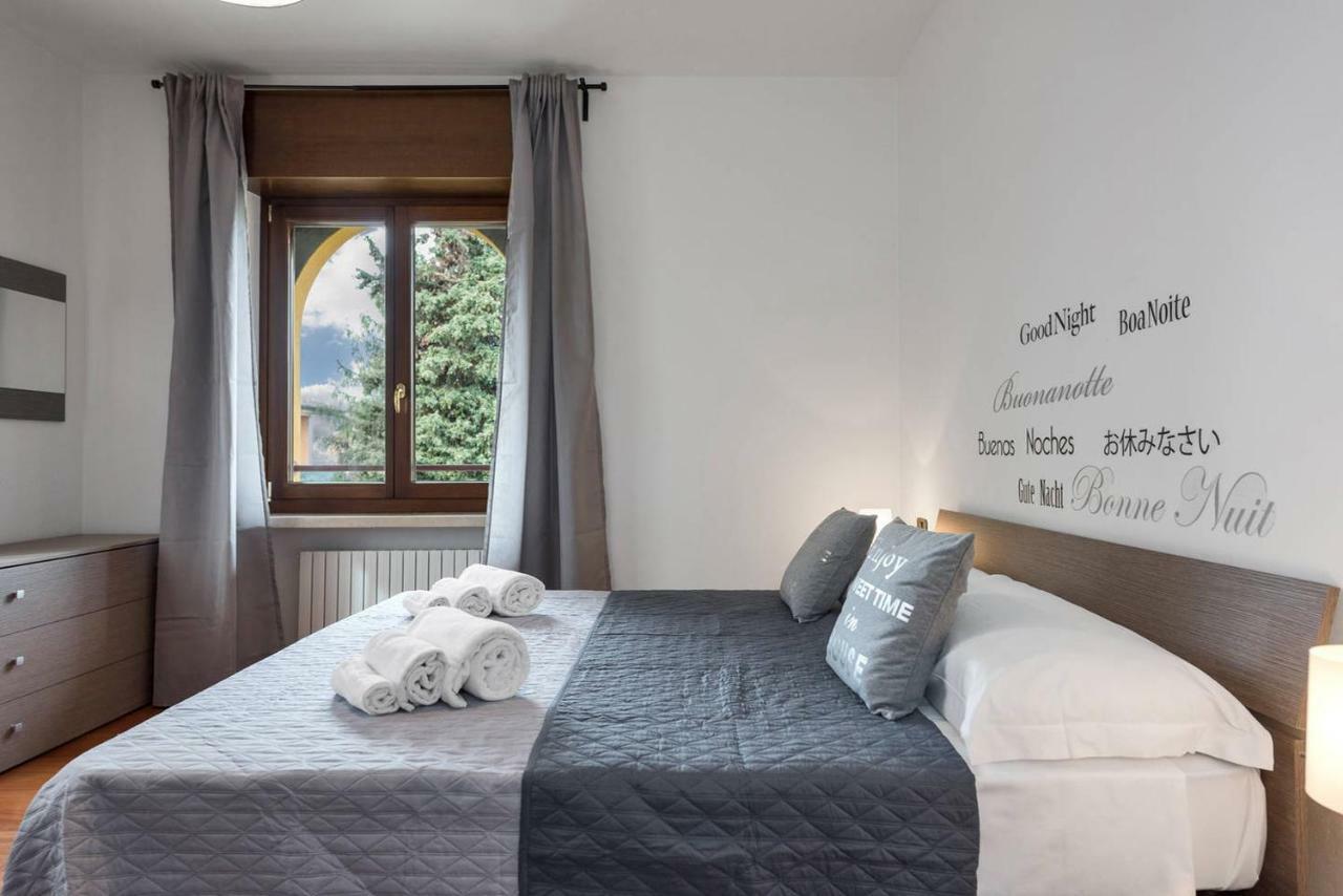 Ortaglia A2 Apartment Torri Del Benaco Bagian luar foto
