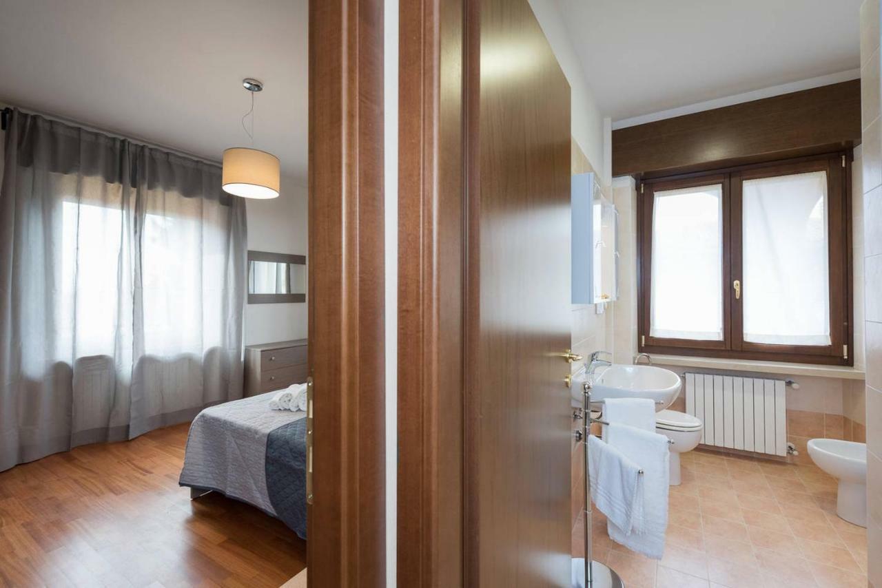 Ortaglia A2 Apartment Torri Del Benaco Bagian luar foto