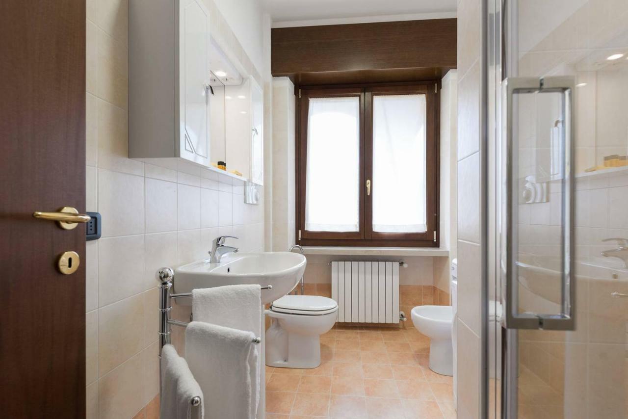 Ortaglia A2 Apartment Torri Del Benaco Bagian luar foto